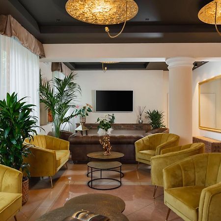 Hotel Mazzanti Milano Marittima Exteriör bild