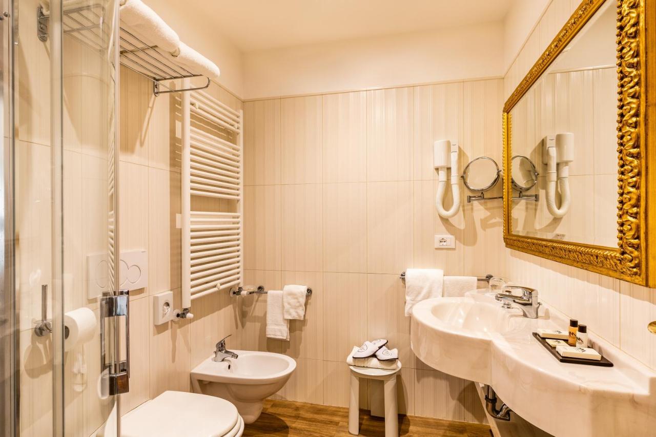Hotel Mazzanti Milano Marittima Exteriör bild