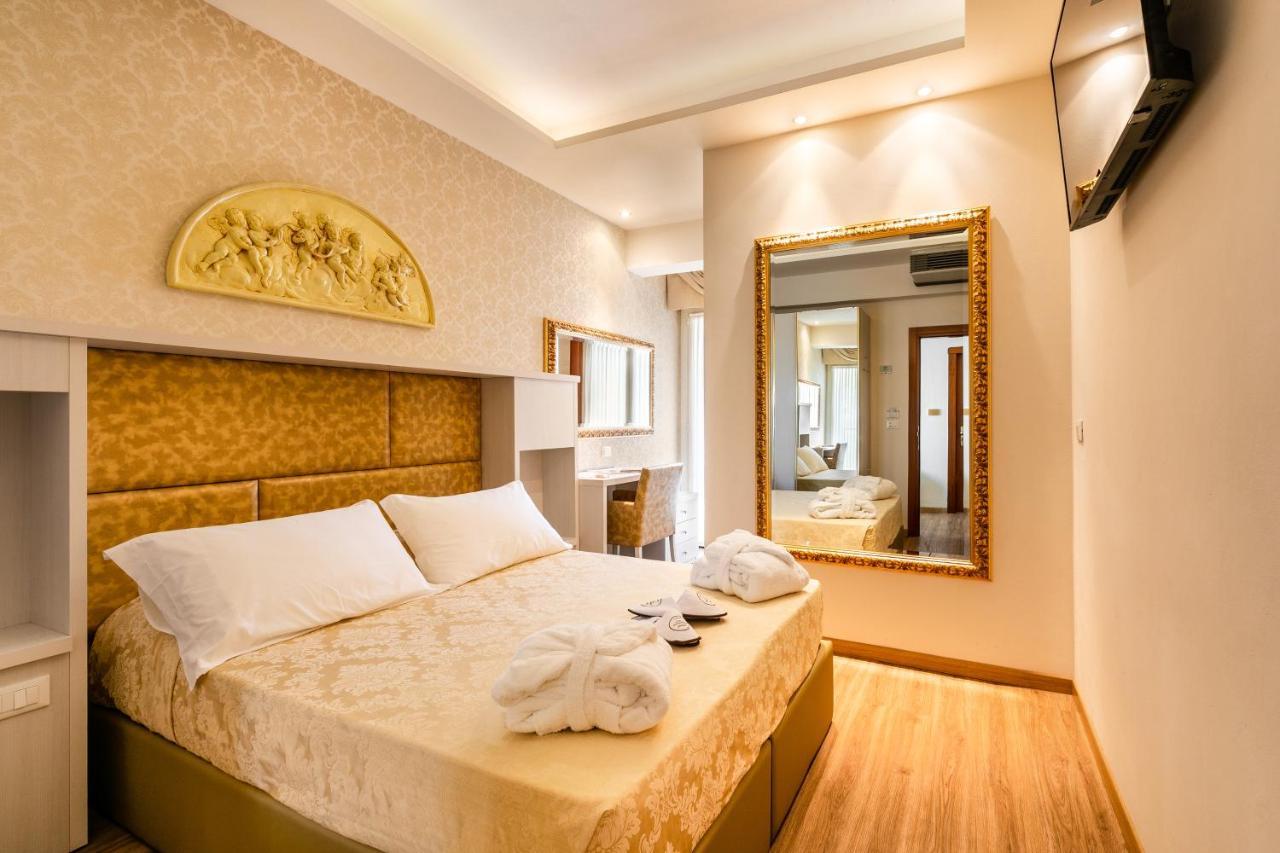Hotel Mazzanti Milano Marittima Exteriör bild